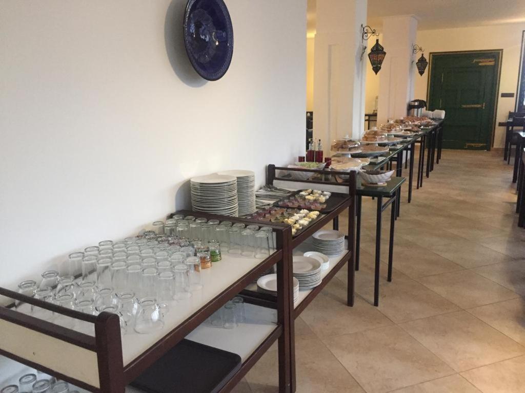 Hotel Regina Tétouan Exteriör bild